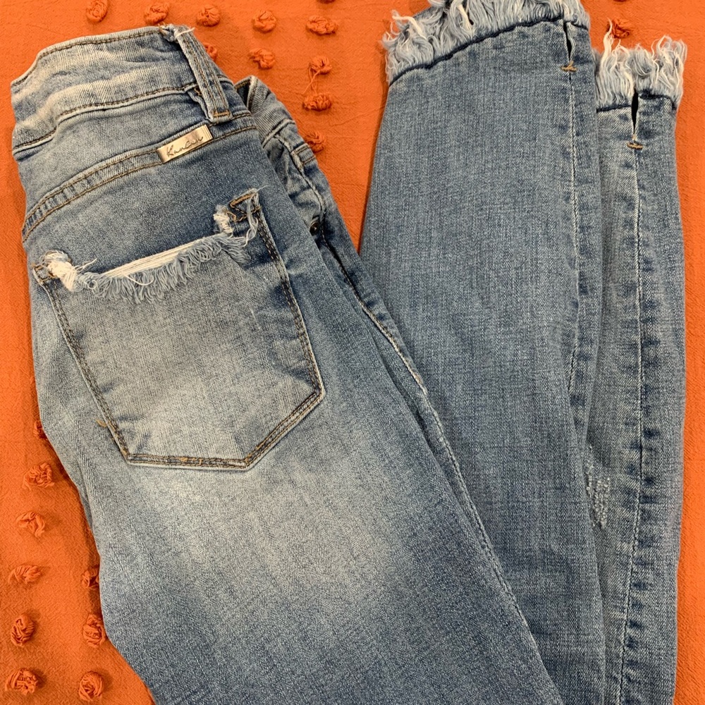 Kancan distressed 7/27